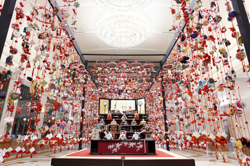 Keio Plaza Hotel Tokyo Hosts ‘Hina-matsuri’ Girls’ Doll Festival Event